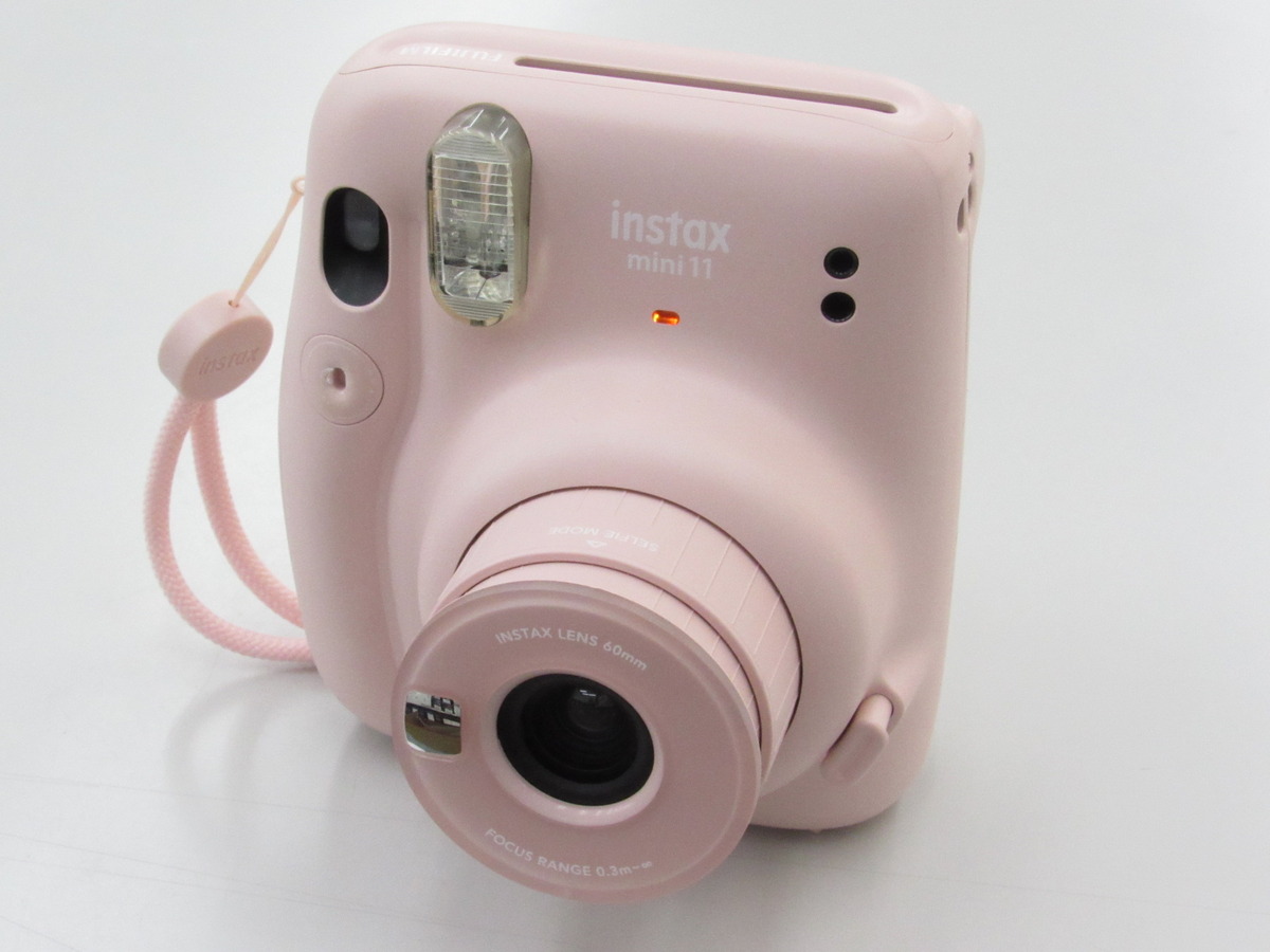 中古】フジフイルム インスタントカメラ instax mini 11