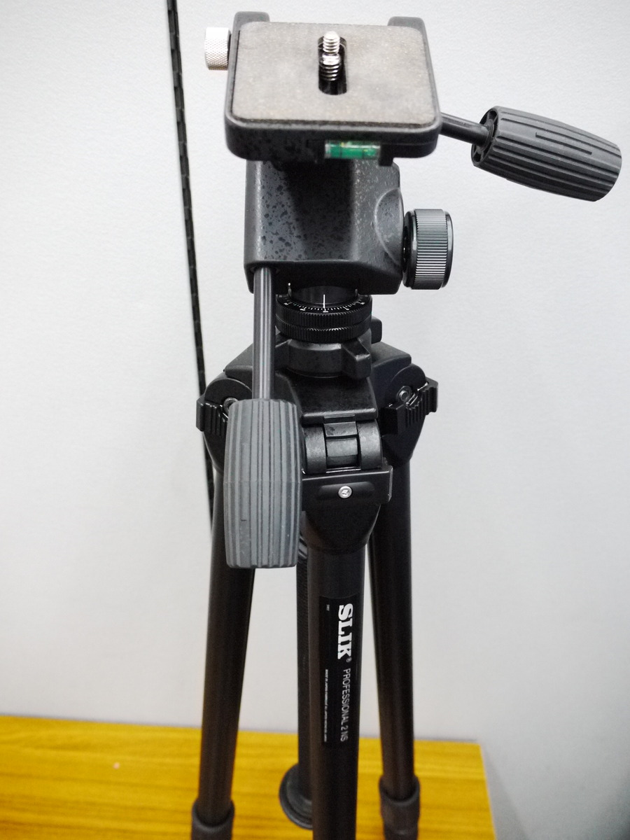 SLIK プロフェッショナル II 雲台付き PROFESSIONAL Ⅱ - カメラ