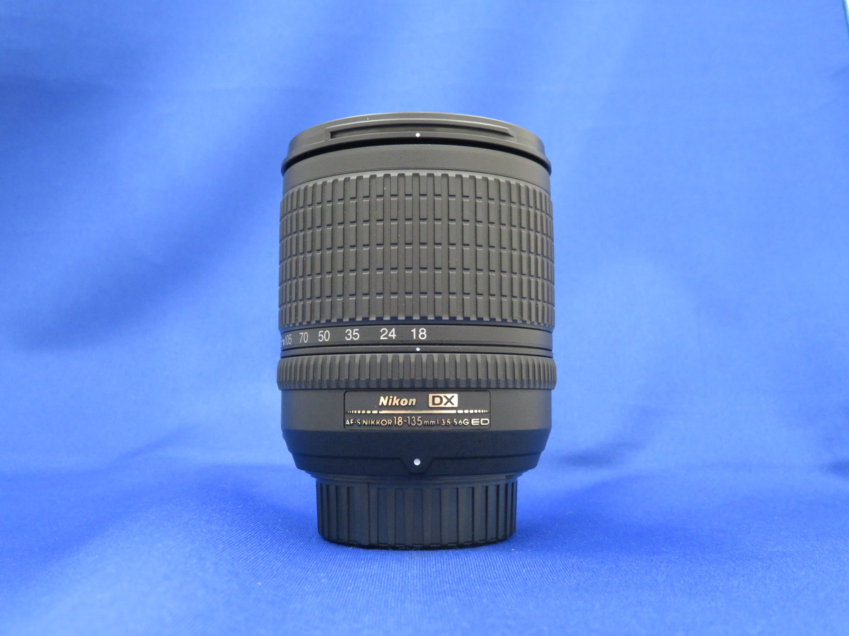 Nikon DX AF-S NIKKOR 18-135mm F3.5-5.6G - レンズ(ズーム)