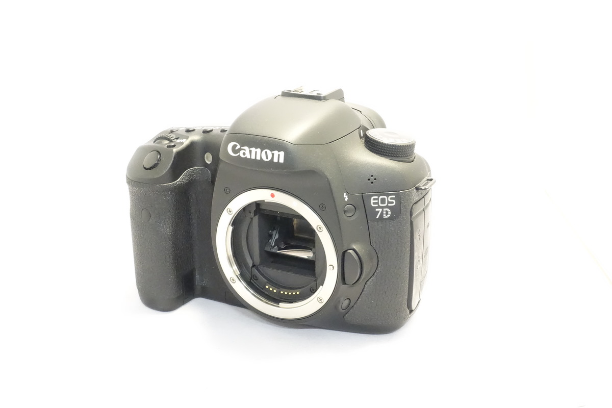 Canon EOS 7D・ボディのみ コンパクトフラッシュつき-