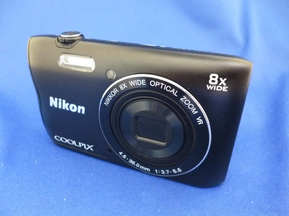 コンパクトデジタルカメラNicon デジカメ Coolpix A300 ブラック