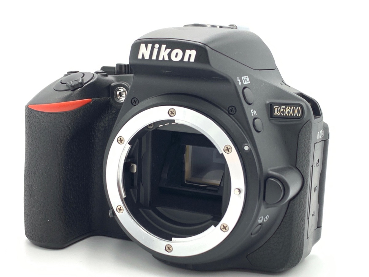 品 Nikon D5600 ボディ