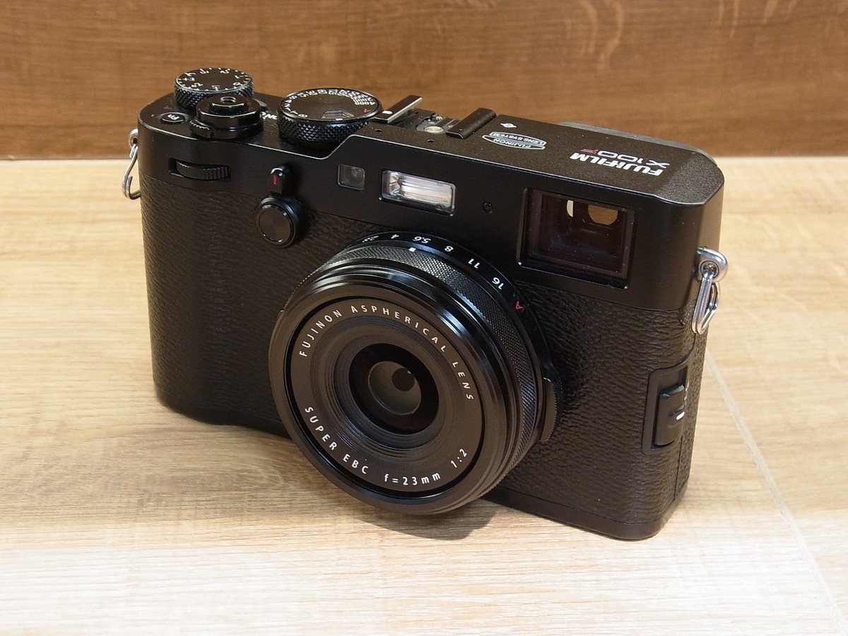 【本日限定値下げ】FUJIFILM X100F カメラ ブラック