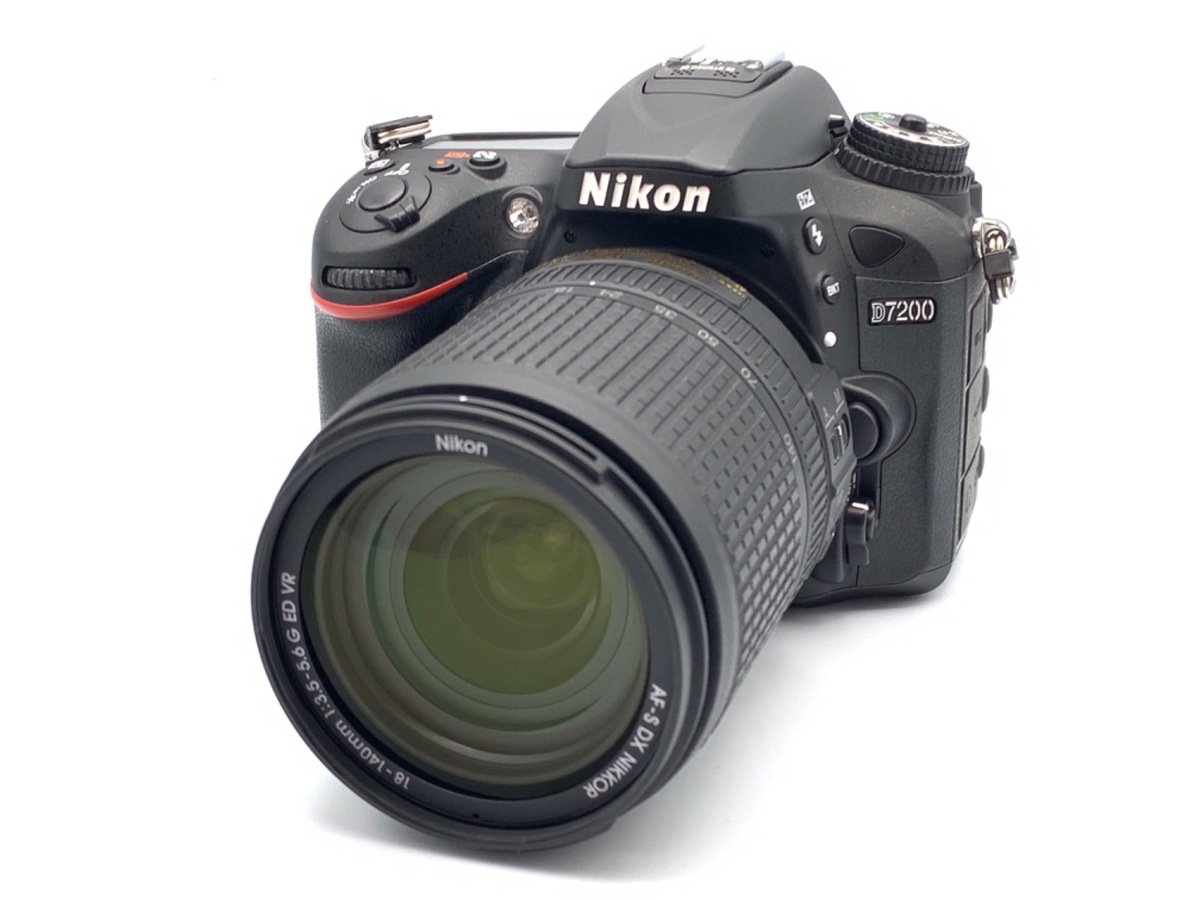 NIKON D7200 18-140 VR レンズキット5万円は厳しいですね - デジタルカメラ