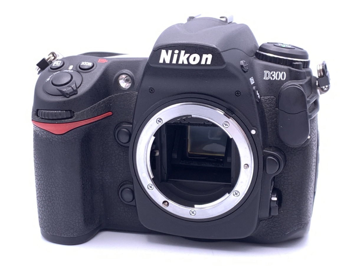 Nikon D300 ボディー AF-S 18-55 DX レンズ付き