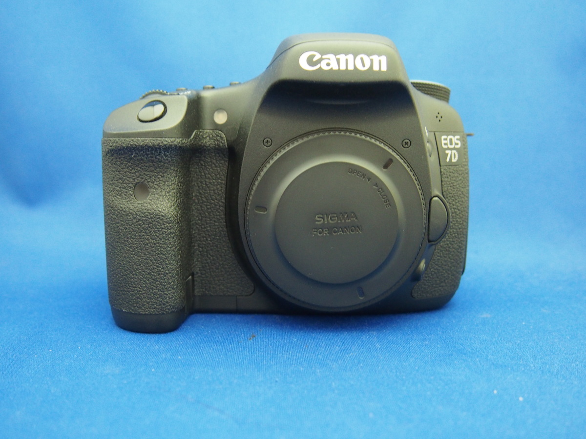 Canon EOS 7Dボディとシグマレンズ