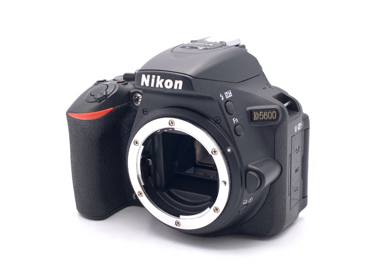 新品 Nikon D5600 ボディ 付属品 メーカー保証