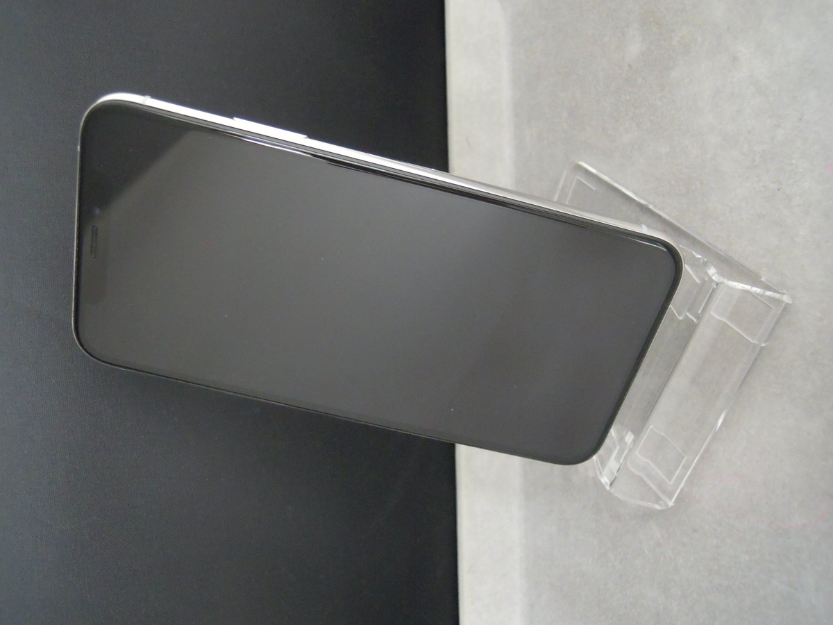 Apple iPhone XS 64GB Silver SIMフリー