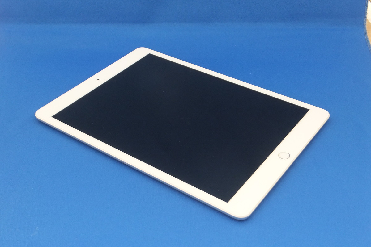 Apple iPad 7 10.2 32GB シルバー SIMフリー