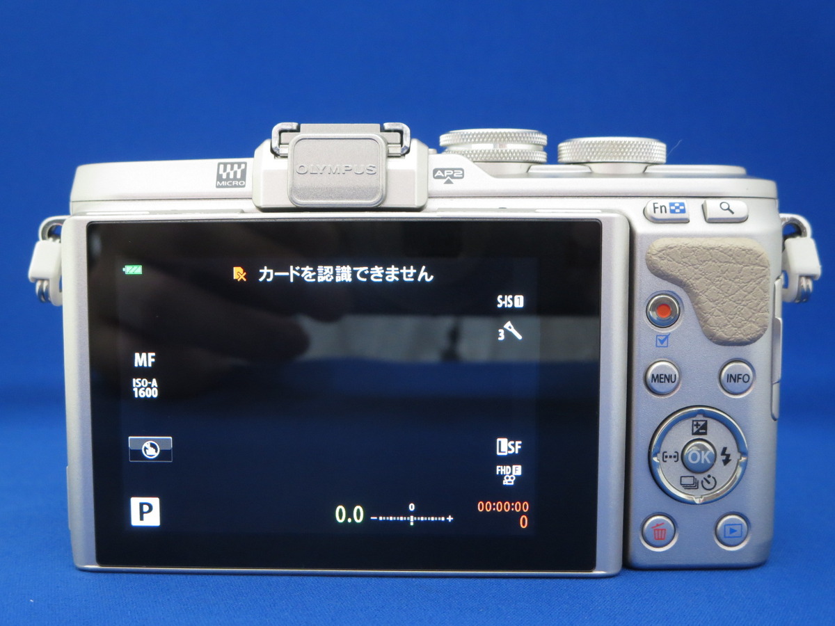 中古：AB(良品)】オリンパス PEN E-PL8 ボディ ホワイト