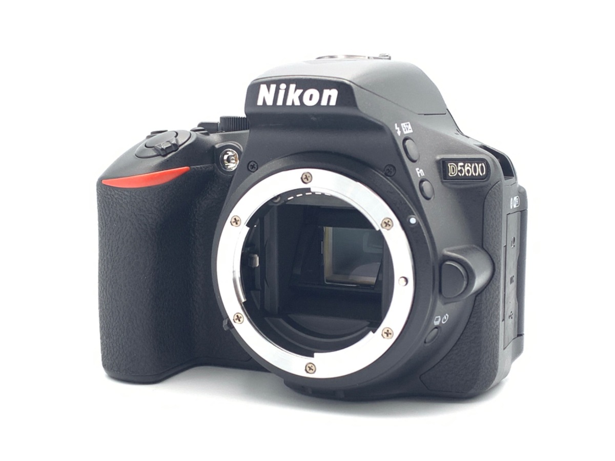 Nikon D5600 ボディ