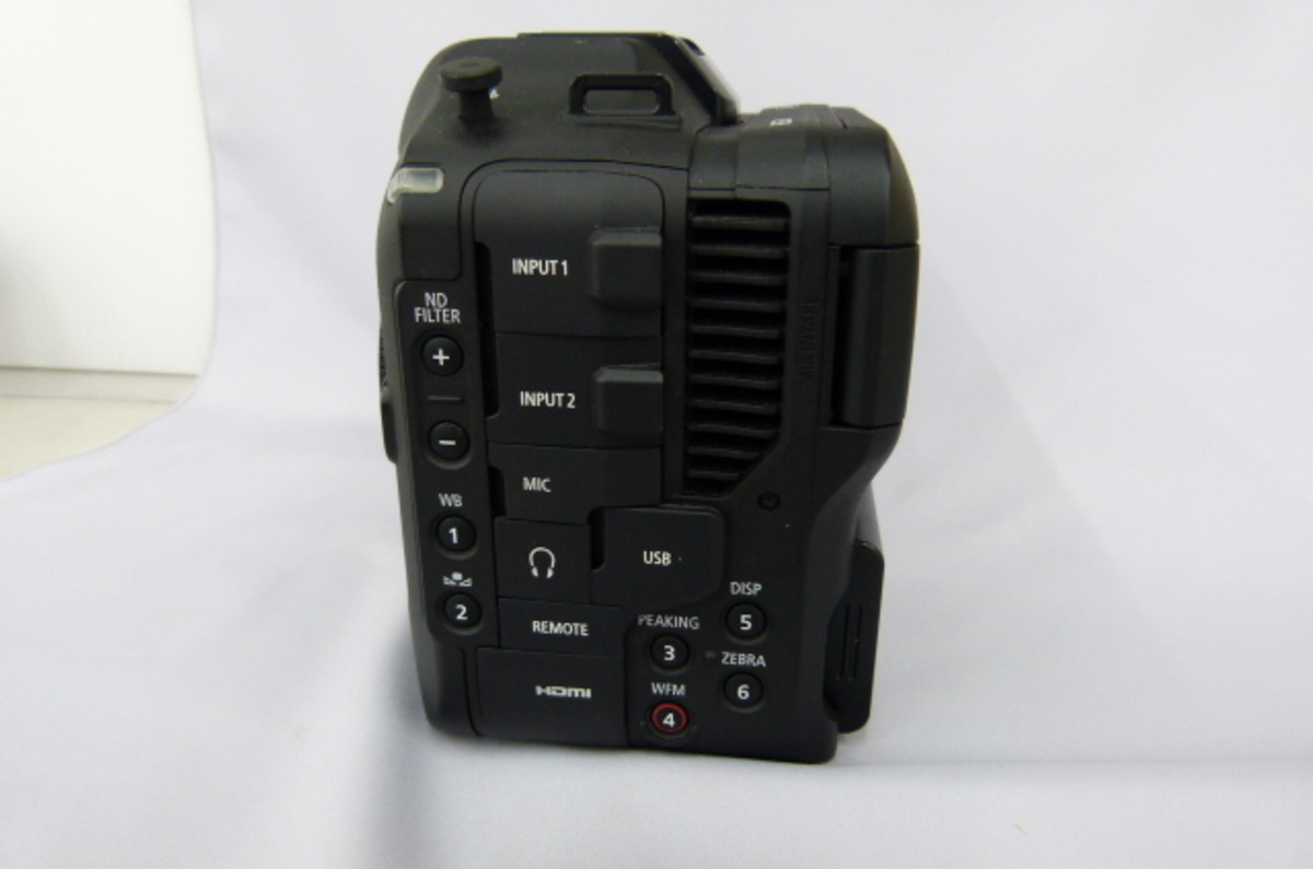 【中古】キヤノン EOS C70 ボディ