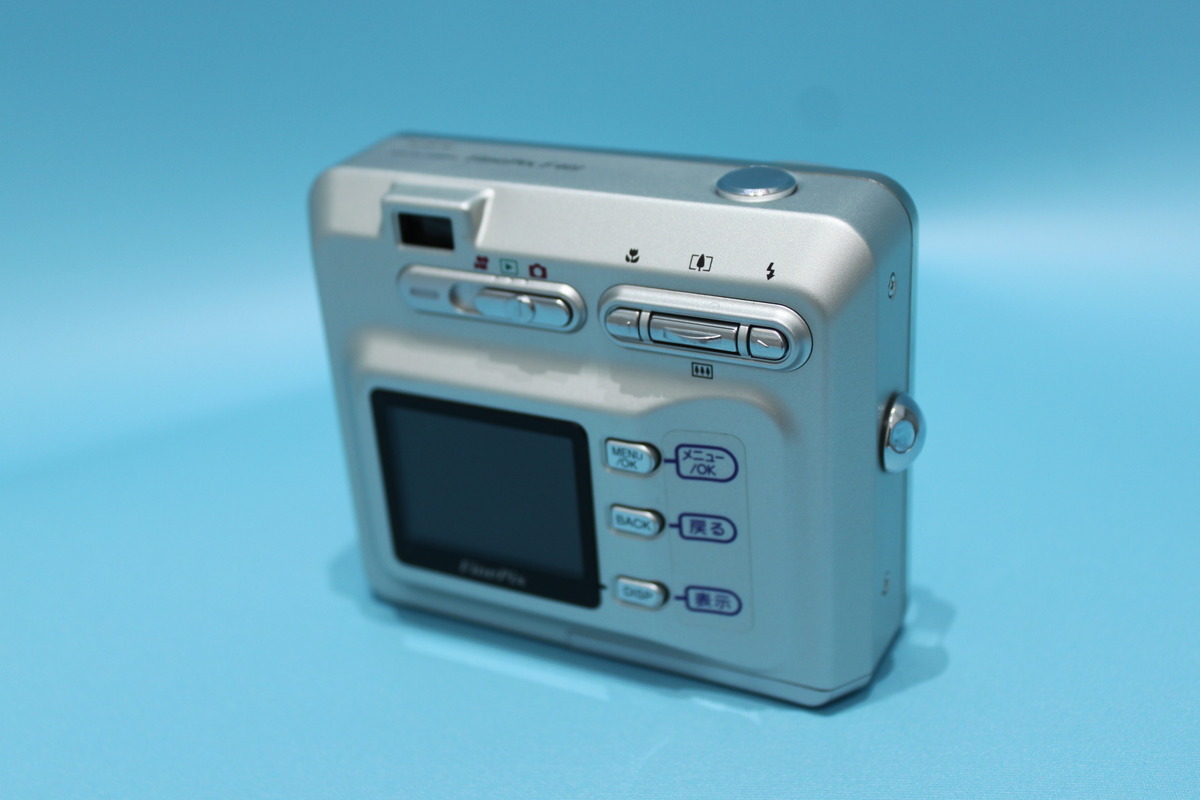 中古：C(やや難あり)】フジフイルム FinePix F401 | 2483210009199